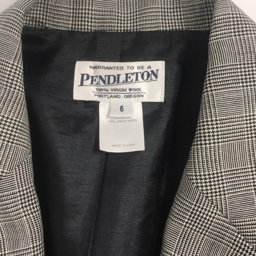 Pendleton blazer - image 4